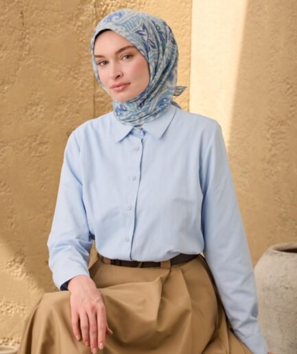 İnce Pamuk Soft Eşarp Bebe Mavi Beyaz ve Mor Desenli Nefes Alan Tok Duruşlu 90x90