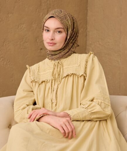 İnce Pamuk Soft Eşarp Yeşil Kahve Yeşil ve Olive Desenli Nefes Alan Tok Duruşlu 90x90